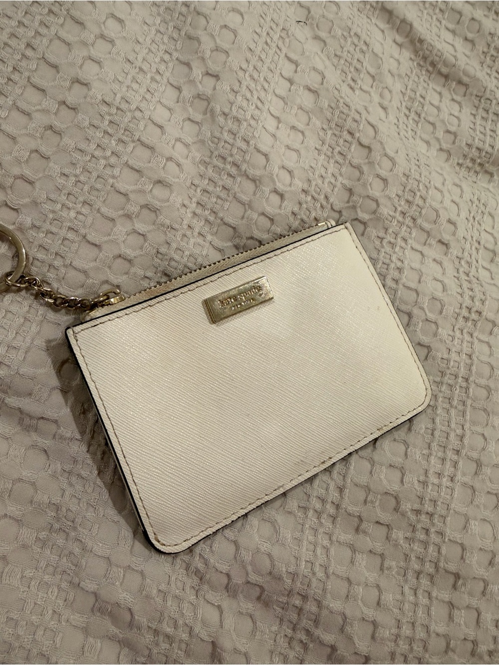 kate spade cream zip card case with keyring